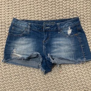 Distressed jean shorts - size 5